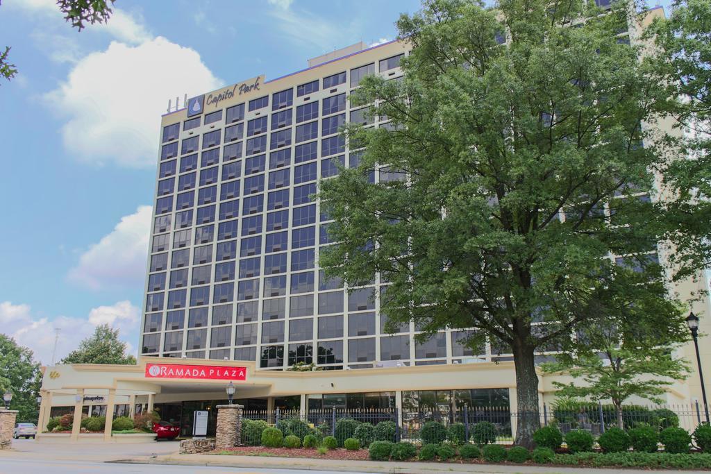 Ramada Plaza By Wyndham Atlanta Downtown Capitol Park Hotel Exterior foto